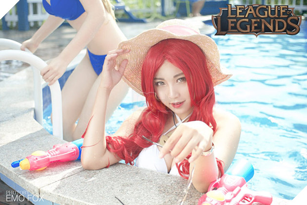 Đốt mắt với bộ ảnh cosplay Tiệc Bể Bơi của các nữ tướng Liên Minh Huyền Thoại