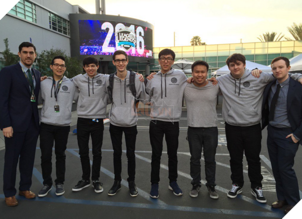 Liên Minh Huyền Thoại: Faker và đồng đội SKT T1 cực ngầu trong bộ ảnh 16 đội CKTG mùa 6