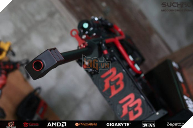 Ngất ngây với bộ case máy tính được mod thành hình súng ba-zét cực đẹp 9