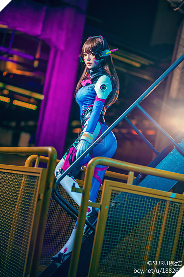 Cosplay D.Va cực kì nóng bỏng từ Overwatch