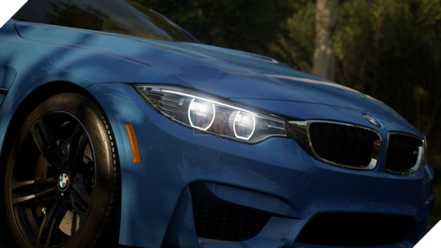 
Nó cũng là cơ hội để ta có thể tận hưởng cuộc sống ảo giàu sang với những chiếc xe như BMW M3
