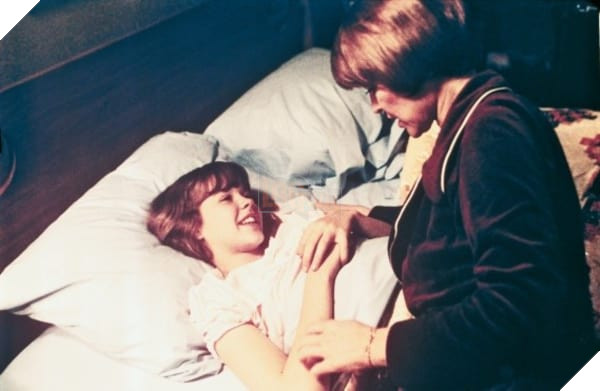 Top những phim ma ám về bàn cầu cơ Ouija kinh dị nhất từ trước đến nay