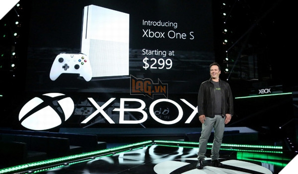 Giám đốc Xbox nói về giá của dự án Scorpio 4