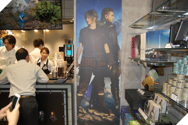 Otaku Nhật nô nức đến ăn uống tại nhà hàng Final Fantasy XV