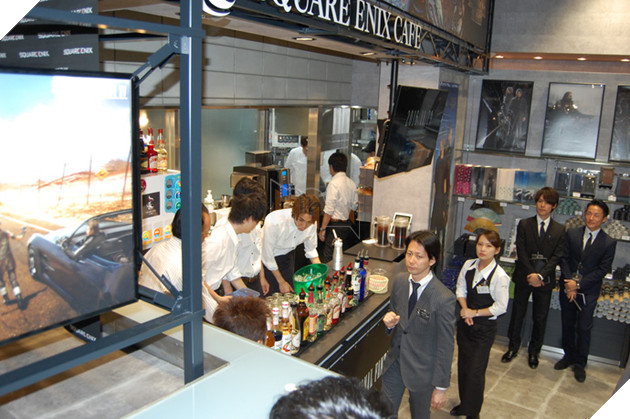 Otaku Nhật nô nức đến ăn uống tại nhà hàng Final Fantasy XV