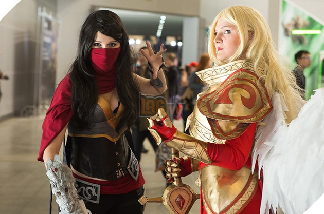 Tổng hợp những hình ảnh cosplay nóng tại sự kiện Comic Con của Nga