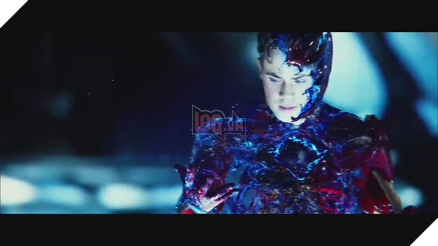 
Để rồi số phận thay đổi khiến họ trở thành nhóm Power Rangers với nhiệm vụ giải cứu thế giới.
