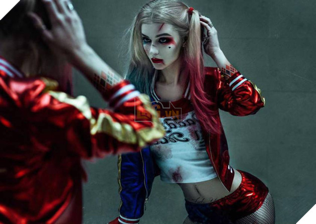 Giật mình với cosplay cô nàng Harley Quinn giống y hệt như trong phim