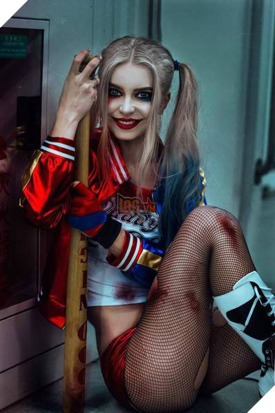 Giật mình với cosplay cô nàng Harley Quinn giống y hệt như trong phim