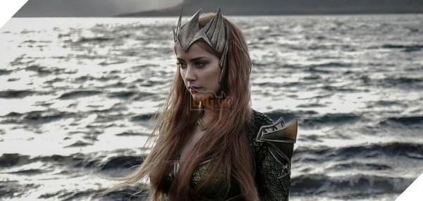 Những hình ảnh đầu tiên về Nữ hoàng Mera - vợ của Aquaman trong Justice League
