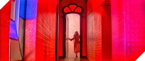 Một cảnh phim trong Suspiria - bộ phim kinh dị được bình chọn nằm trong danh sách các tác phẩm gây ám ảnh nhất thế kỷ XX.
