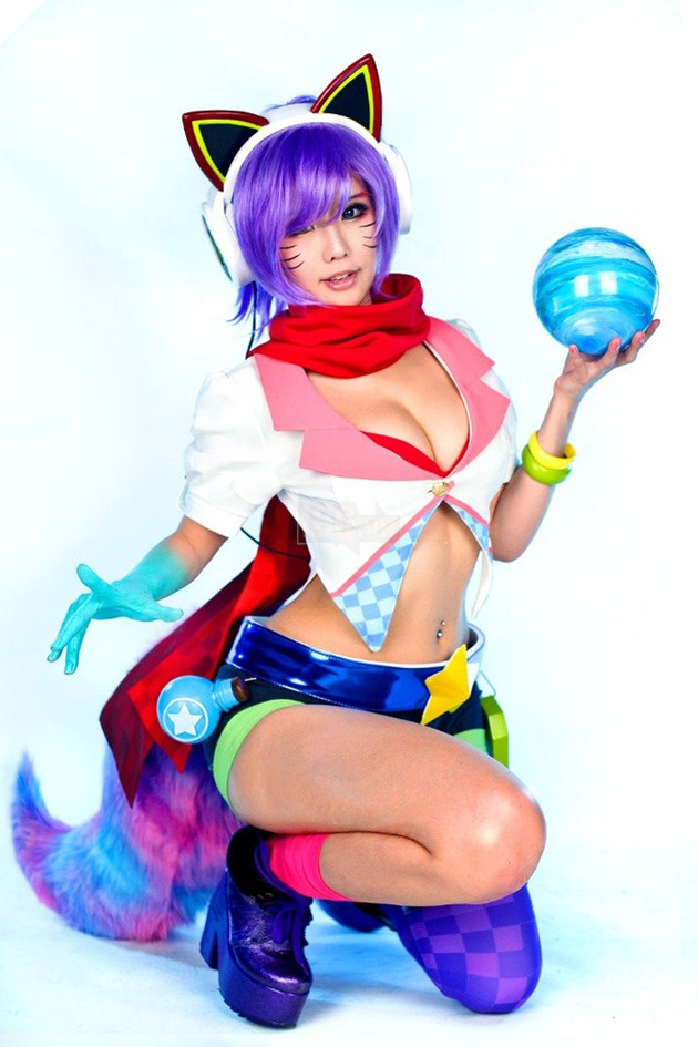 Cosplay Ahri Giả Lập cực quyến rũ dành cho fan hâm mộ Liên Minh Huyền Thoại