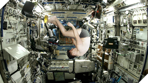 Anh chàng say xỉn này là nạn nhân tiếp theo của các chuyên gia Photoshop - Ảnh 9.