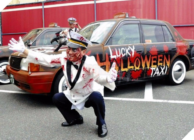 Độc đáo với xe taxi kinh dị nhân dịp Haloween tại Nhật Bản
