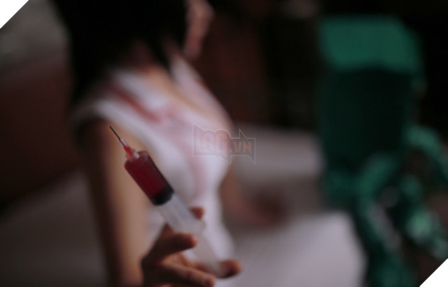 Bỏng mắt với bộ ảnh cosplay của 2 cô nàng Akali và Ashe 12