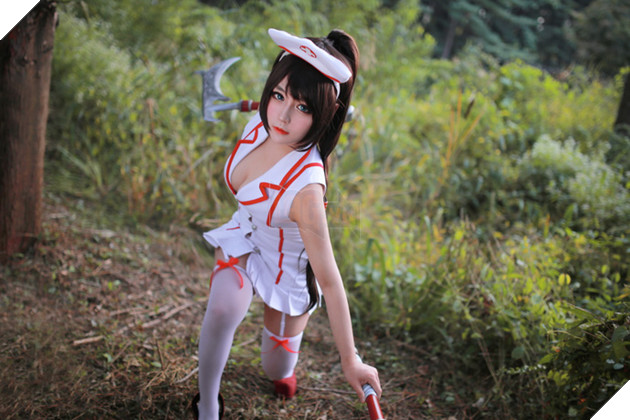 Bỏng mắt với bộ ảnh cosplay của 2 cô nàng Akali và Ashe 16