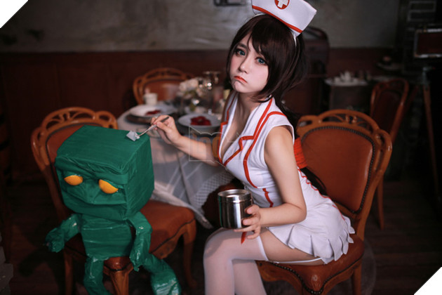Bỏng mắt với bộ ảnh cosplay của 2 cô nàng Akali và Ashe 6