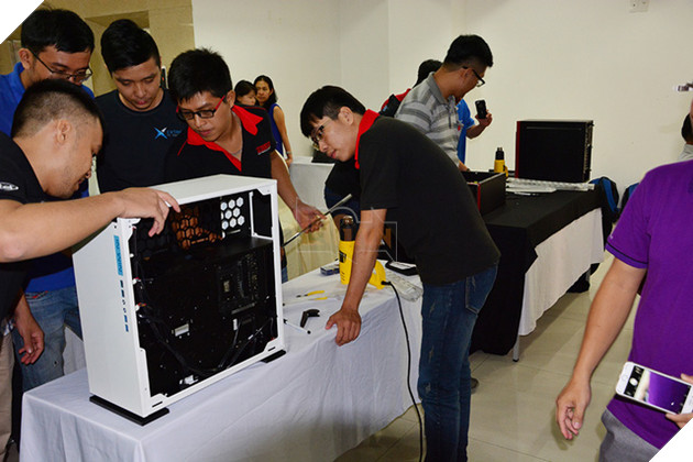 Asus tổ chức offline ba miền hướng dẫn game thủ lắp tản nhiệt nước