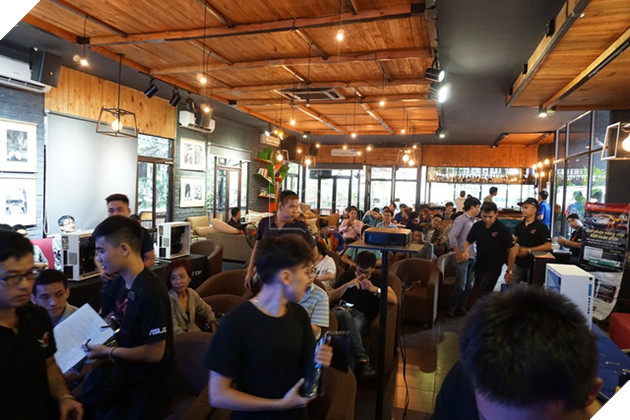 Asus tổ chức offline ba miền hướng dẫn game thủ lắp tản nhiệt nước