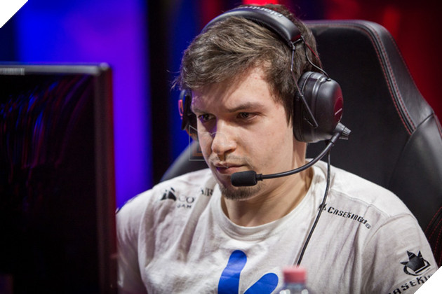 
Đã có lúc anh mong tim mình giải nghệ - Odoamne.
