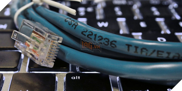 Người đàn ông sở hữu đường truyền internet nhanh nhất hành tinh