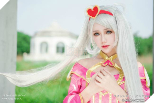 Cosplay Sona Tiểu Tình Nhân