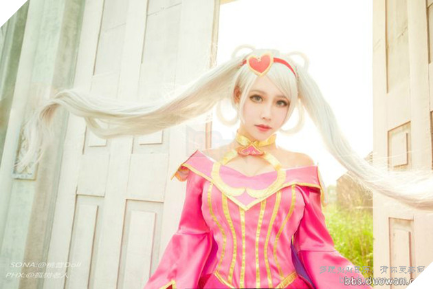 Cosplay Sona Tiểu Tình Nhân