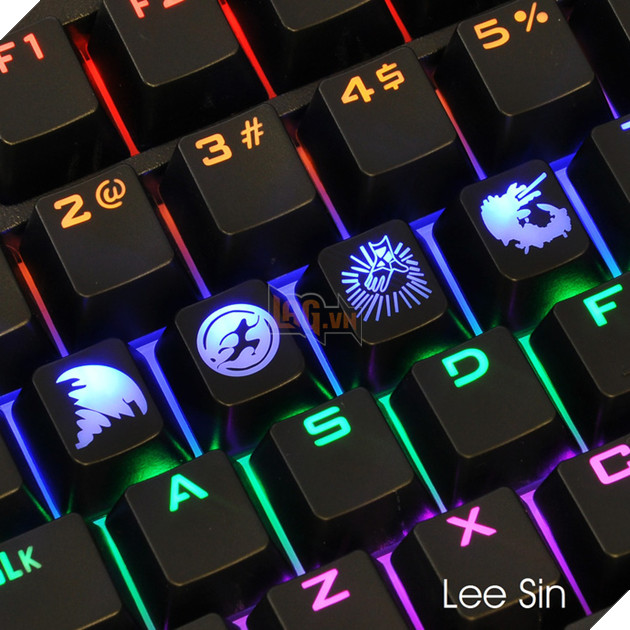 
Bộ xuyên LED cực chất trong đêm.
