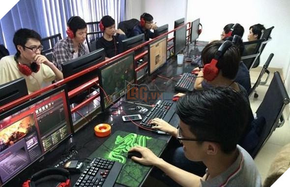 Nỗi khổ muôn thuở của dân cày Việt yêu game online nước ngoài