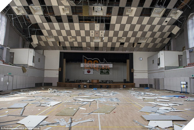 Chùm ảnh: Những bức hình ám ảnh về thị trấn ma sau thảm họa nhà máy hạt nhân Fukushima, Nhật Bản 2011 - Ảnh 14.