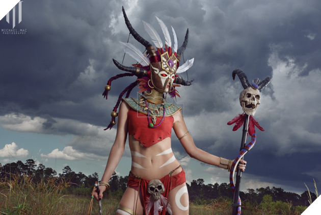 Ngắm nhìn bộ cosplay Diablo III đẹp như bước từ game ra