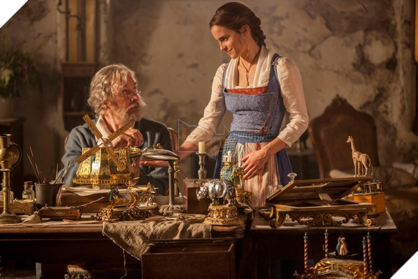Trailer đầy đủ đầu tiên của Beauty and the Beast phiên bản live-action