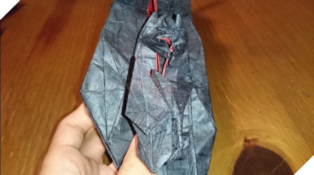 Lác mắt với màn gấp giấy quái vật Godzilla của người Nhật