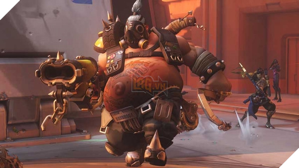 Xem Roadhog móc Sombra xuyên bản đồ 