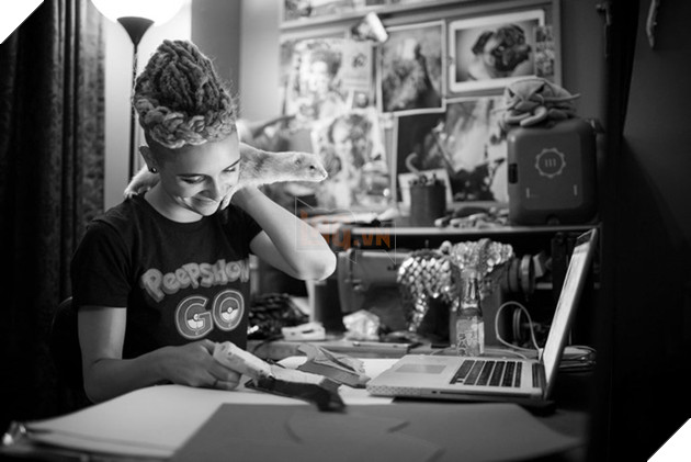 
Bre Poisonne cho biết điều mà cô ghét nhất đó là một số người cosplay thì ít nhưng lại chỉ muốn gây sự chú ý thì nhiều. Đa phần họ đều là những cô nàng giả vờ thích thú với bộ môn này để gây sự chú ý mà thôi.
