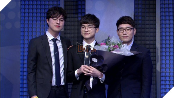 
Chắc chắn rồi, làm sao giải thưởng này có thể thoát khỏi tay của MVP CKTG mùa 6 được
