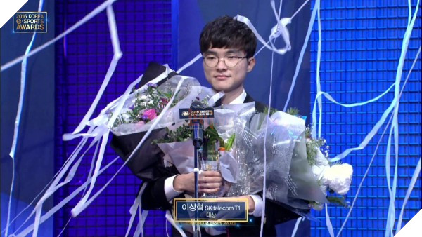 
Lần thứ 2 liên tiếp, Faker nhận giải thưởng cao quý này
