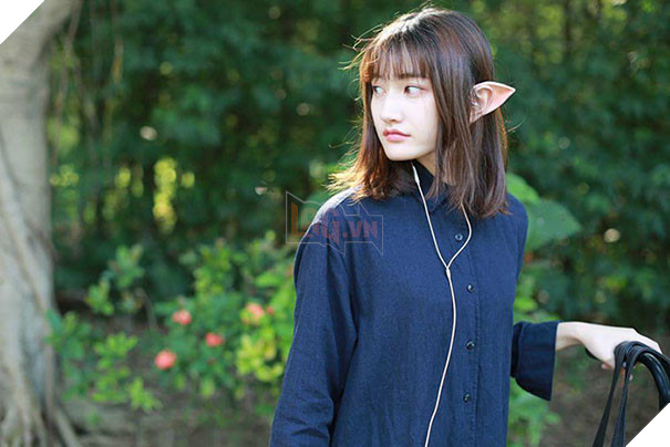 Tai nghe kỳ lạ ai đeo vào cũng có đôi tai nhọn như tiên, fan cosplay không mua thì tiếc lắm - Ảnh 2.