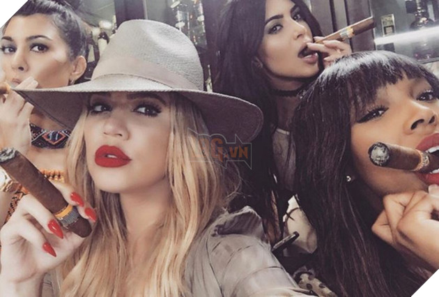 Những bức ảnh selfie nổi tiếng nhất năm 2016 - Ảnh 8.