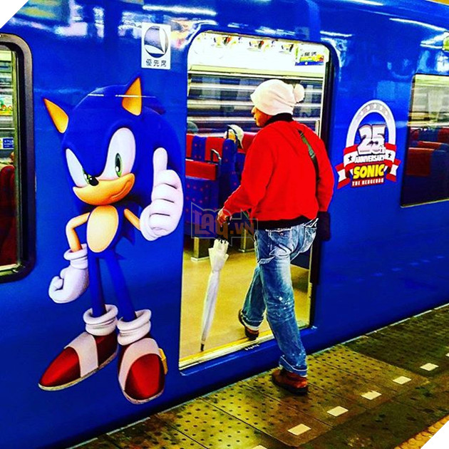 
Sonic biểu hiện cho sự nhanh nhẹn, vô cùng hợp với một đoàn tàu điện ngầm
