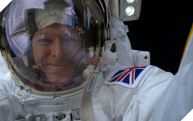 Những bức ảnh selfie nổi tiếng nhất năm 2016 - Ảnh 7.