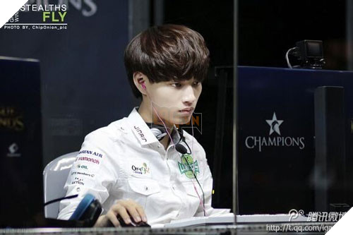 Kết quả hình ảnh cho fly  lol