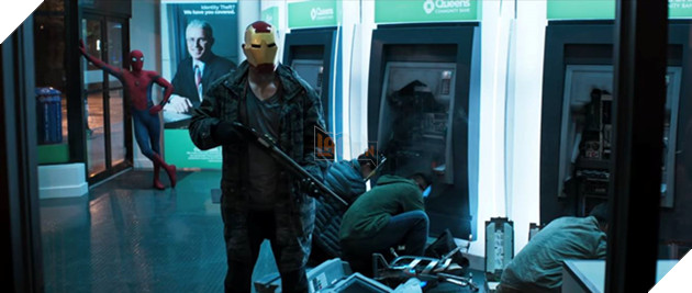 Nguoi Nhen doi dau nhom Avengers rom trong trailer dau tien hinh anh 1