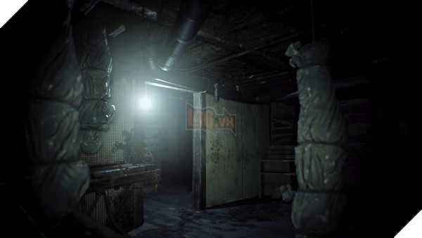 Khám phá sự đáng sợ của Gia đình Baker trong Resident Evil 7