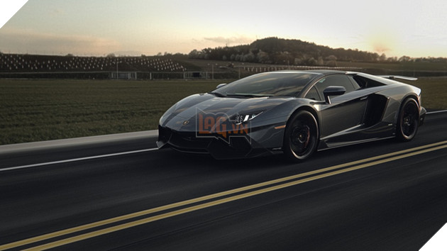 
Lamborghini Aventador.
