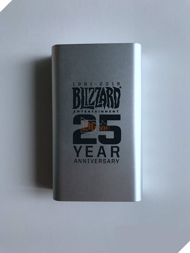 
Cận cảnh chiếc sạc điện này
