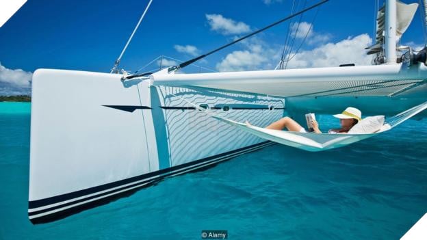 Tự dưng tiền rơi vào đầu nhiều như trúng Vietlott, liệu bạn có nghỉ việc? 2