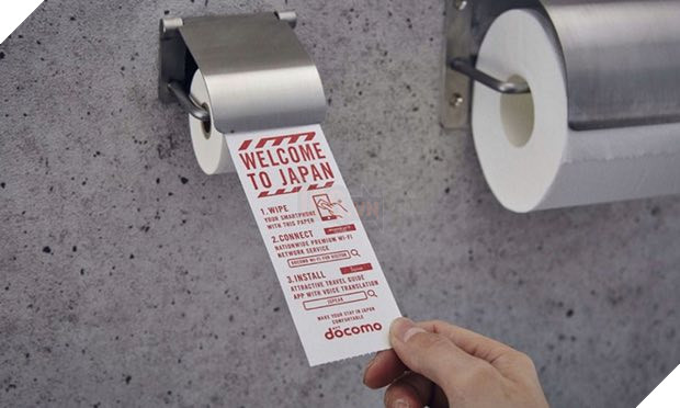 Ở Nhật Bản, đến cả giấy vệ sinh cũng có loại dành riêng cho smartphone - Ảnh 2.