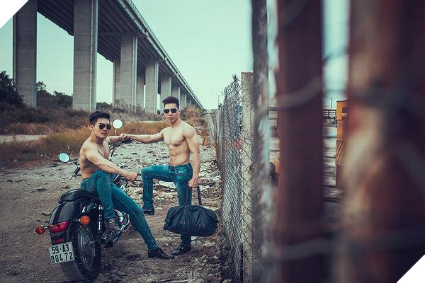 Hai anh em hoàng tử xiếc Cơ - Nghiệp”: Khi bước đến bậc thang 60, chúng tôi gần như kiệt sức! - Ảnh 4.