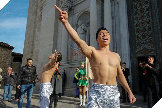 Hai anh em hoàng tử xiếc Cơ - Nghiệp”: Khi bước đến bậc thang 60, chúng tôi gần như kiệt sức! - Ảnh 3.